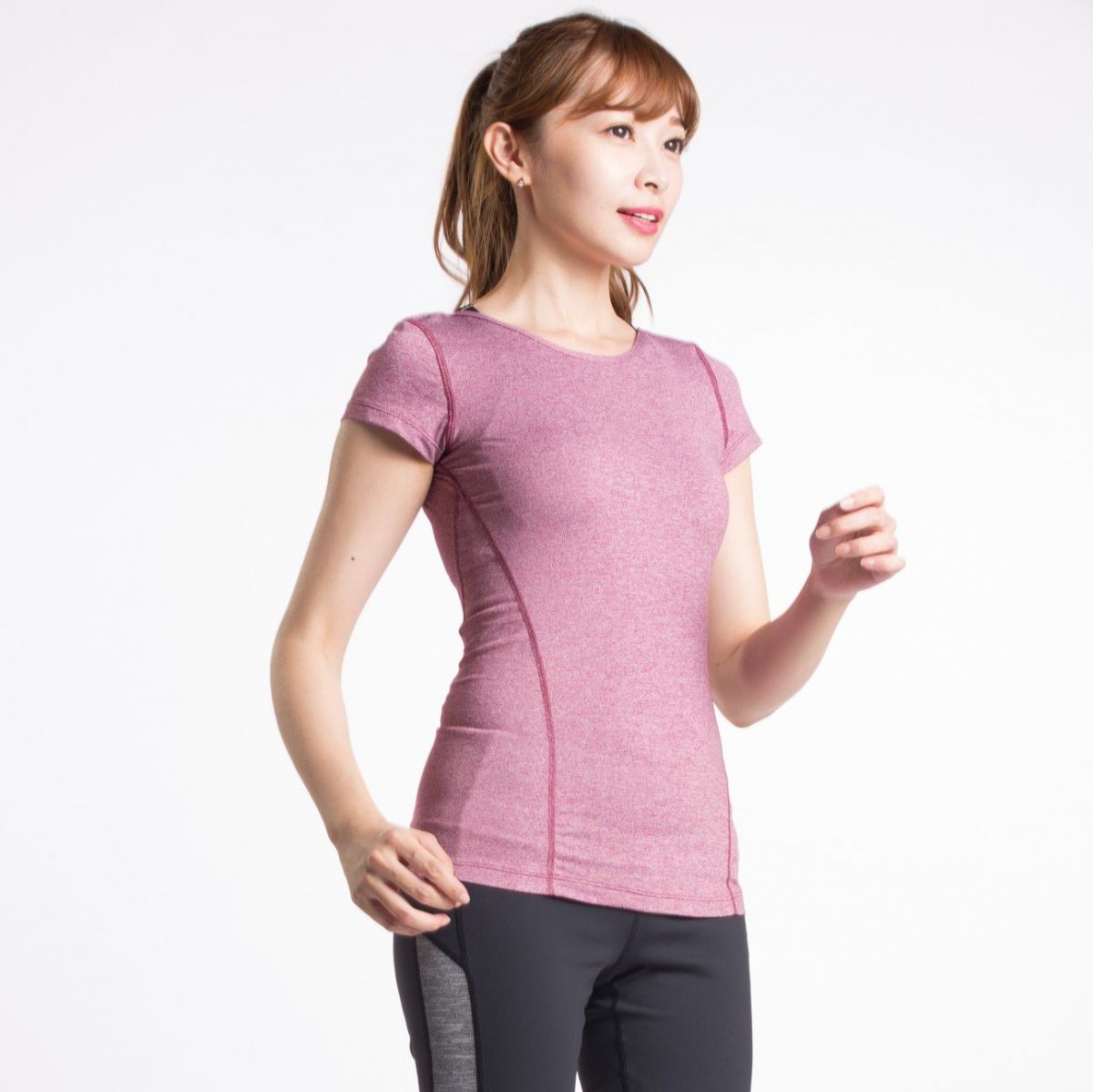 女生長版一字領T-Shirt